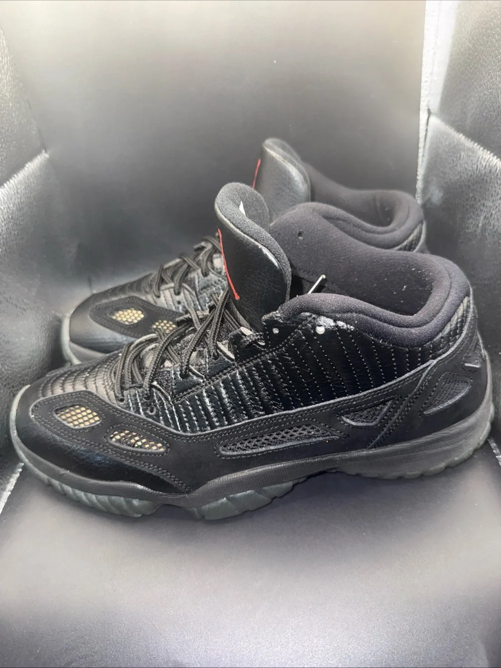Size 9 - Air Jordan 11 IE Low Referee, 306008-003, Clean, No Box, Great Cond
